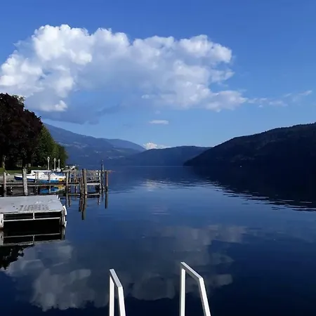 Streintz 아파트호텔 3*