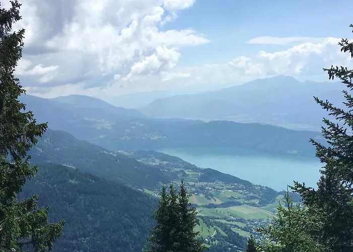 Ξενοδοχείο με διαμερίσματα Streintz